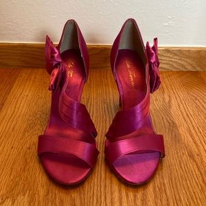 Fuchsia open toe heel